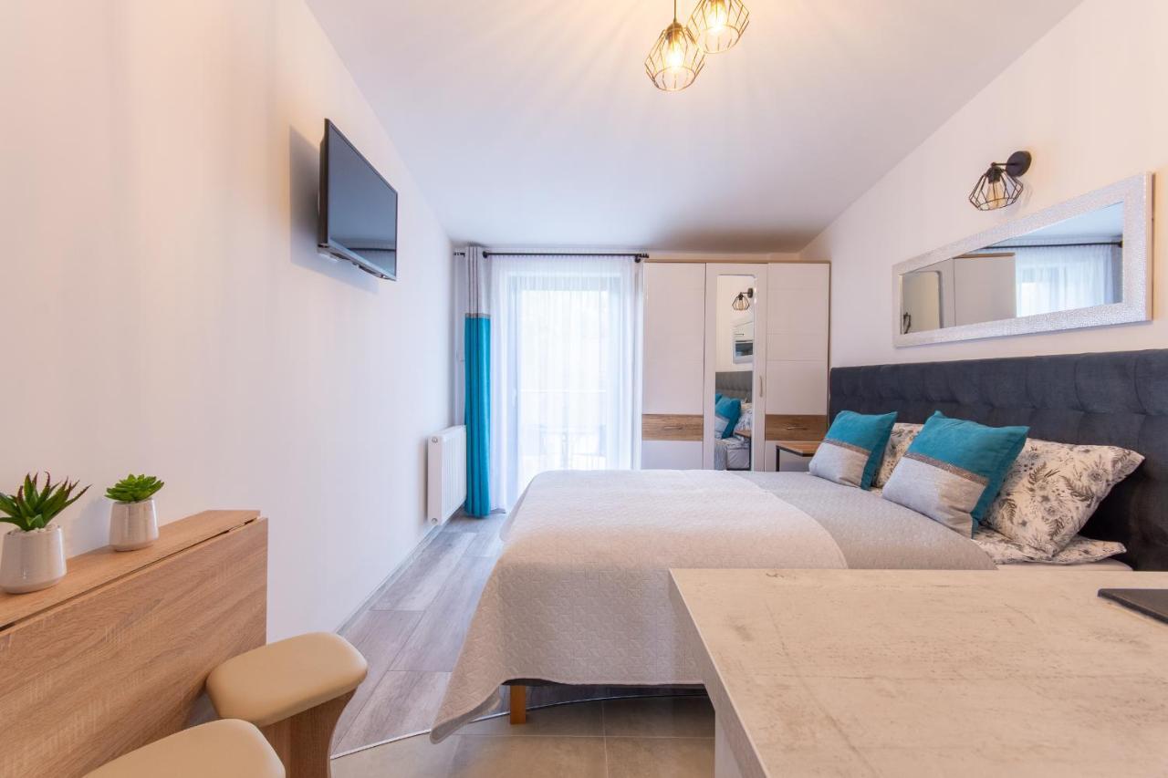 Illusione Apartment โปเบียโรโว ภายนอก รูปภาพ