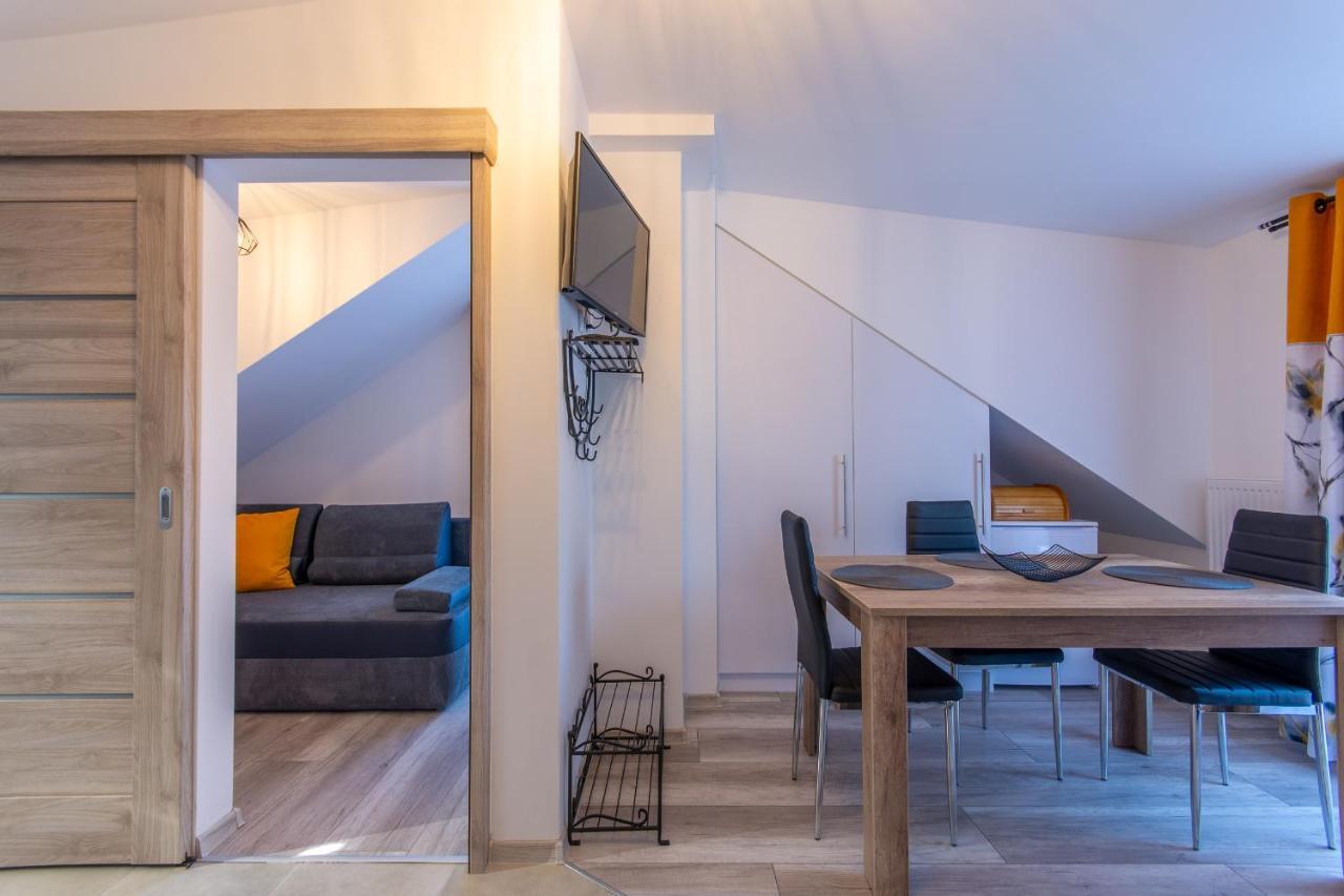 Illusione Apartment โปเบียโรโว ภายนอก รูปภาพ
