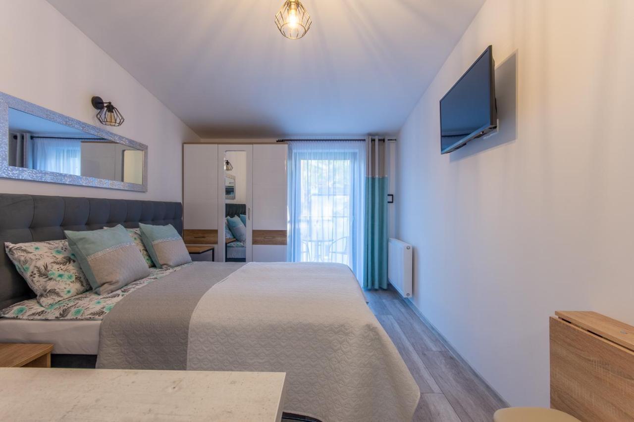 Illusione Apartment โปเบียโรโว ภายนอก รูปภาพ
