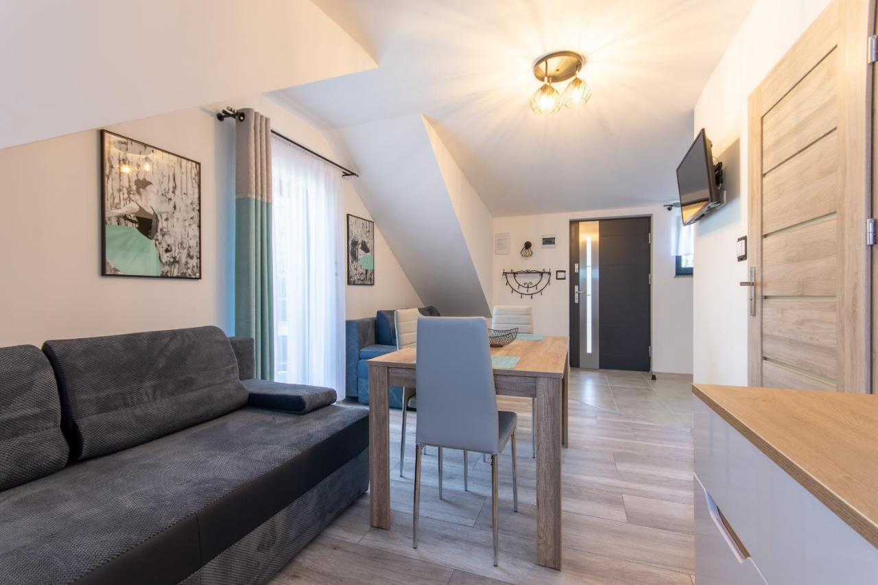 Illusione Apartment โปเบียโรโว ภายนอก รูปภาพ