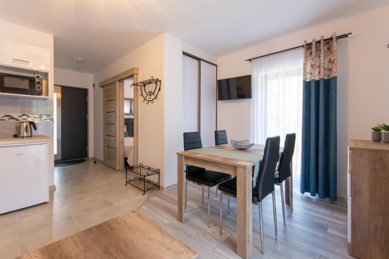 Illusione Apartment โปเบียโรโว ภายนอก รูปภาพ