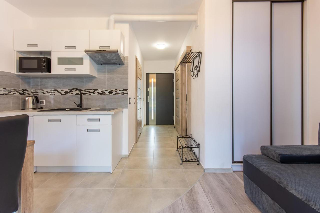 Illusione Apartment โปเบียโรโว ภายนอก รูปภาพ